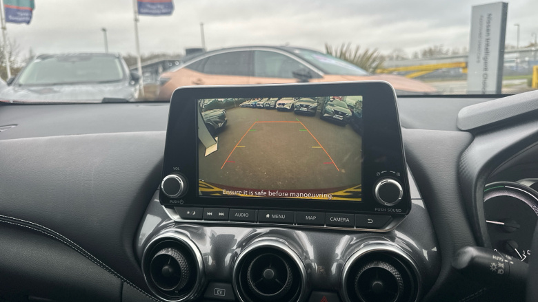 Nissan Juke 1.6 Hybrid N-Connecta 5dr Auto Hybrid Hatchback